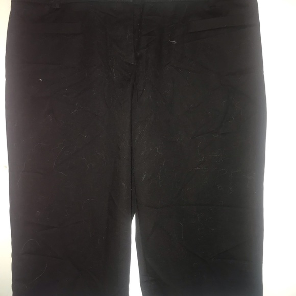 Capris - Picture 2 of 4